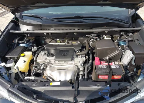 2017 Toyota Rav4 Le z USA, uszkodzony, nr VIN 2T3BFREV6HW579339